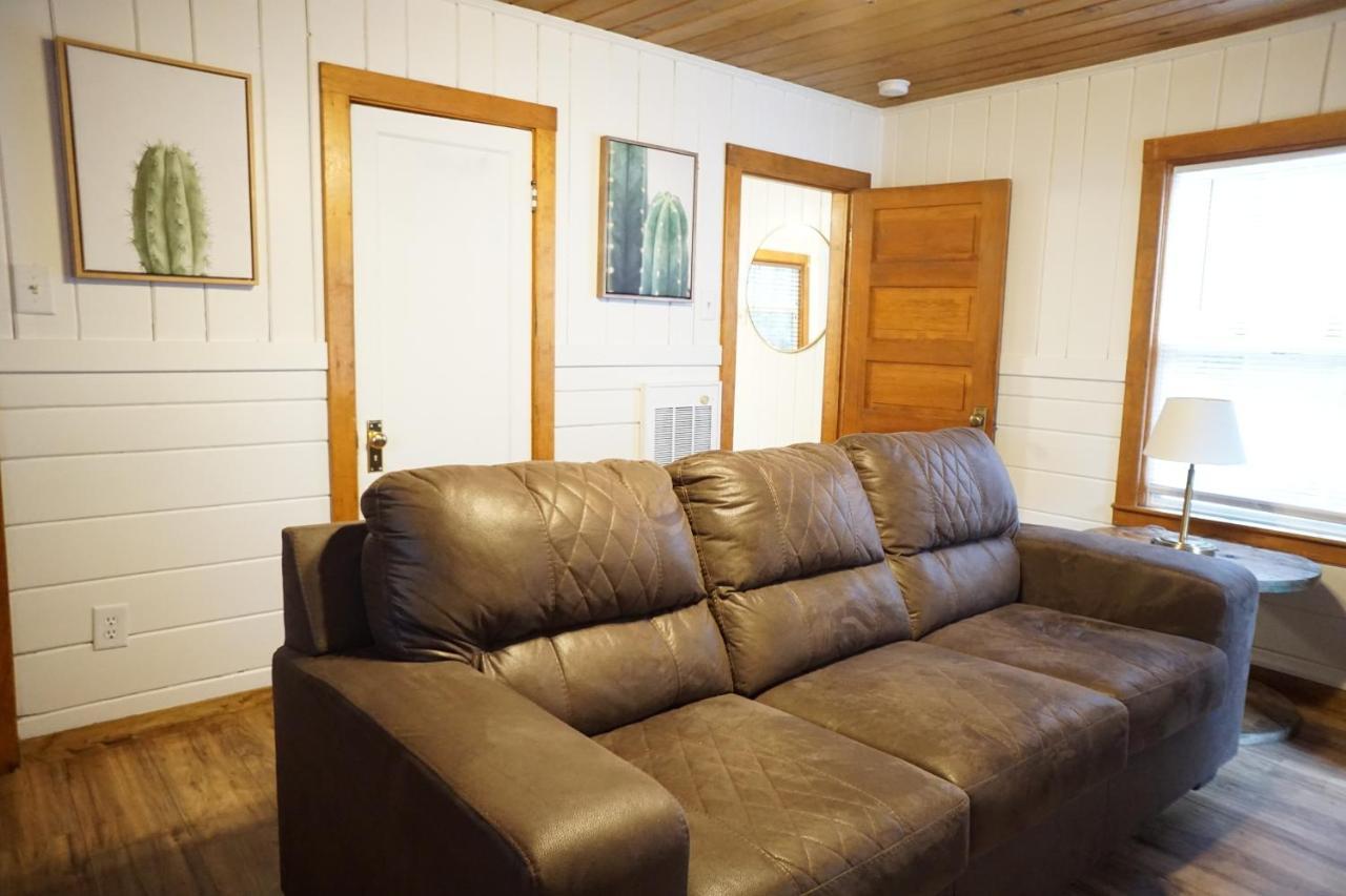 Shaver Lake Village Hotel Dış mekan fotoğraf