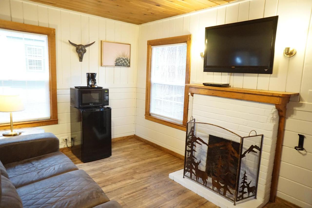 Shaver Lake Village Hotel Dış mekan fotoğraf